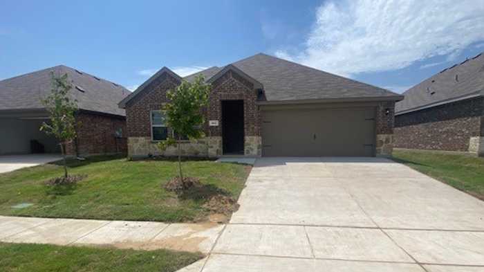 photo 1: 803 Tuxford Lane, Ennis TX 75119