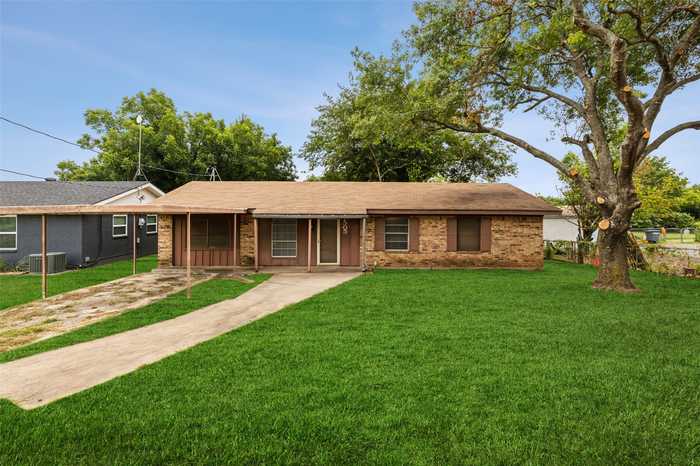 photo 1: 1505 Old Garner Road, Weatherford TX 76088