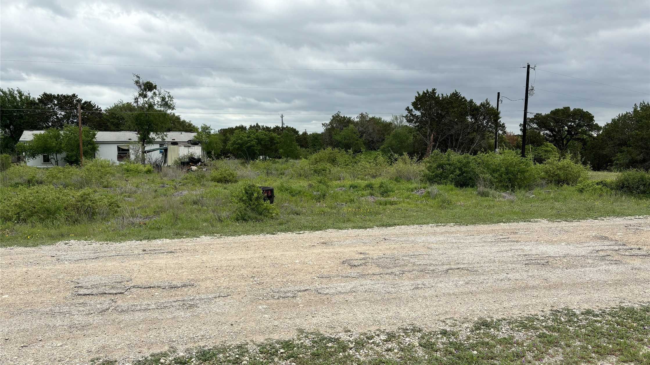 photo 2: 6105 Arkansas Trail, Granbury TX 76048