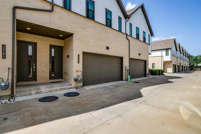 photo 40: 2255 Rook Drive, Dallas TX 75211