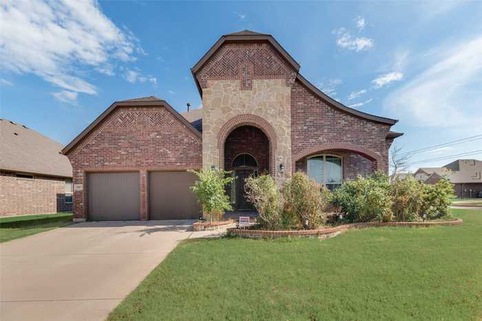 photo 1: 2967 Mere Lane, Grand Prairie TX 75054