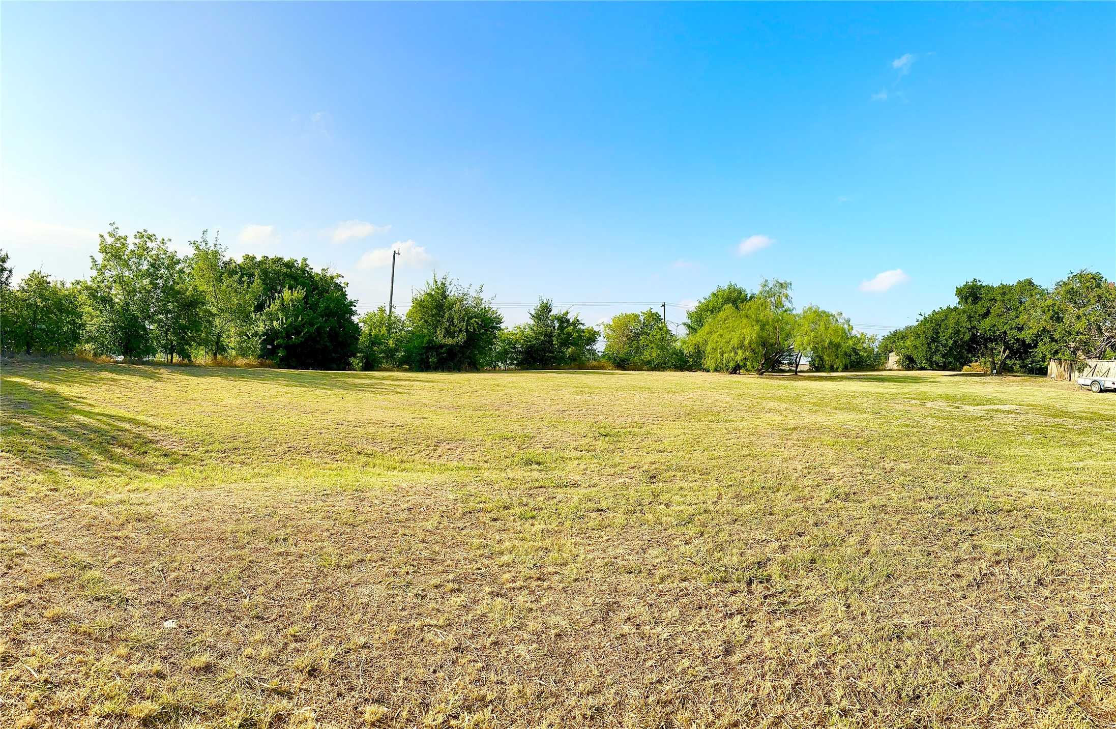 photo 1: 6117 Broadway Avenue, Haltom City TX 76117