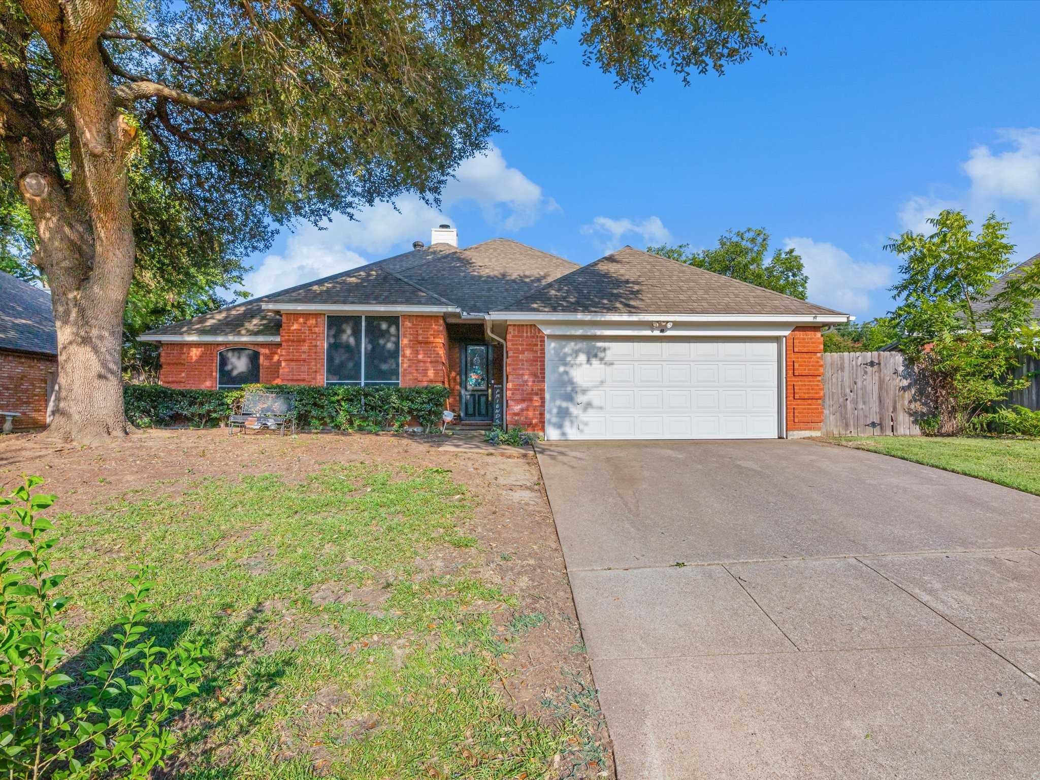 photo 1: 3325 Elkhart Court, Arlington TX 76016