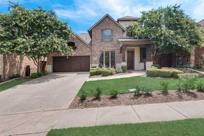 photo 2: 10600 Faulkner Point, Irving TX 75063