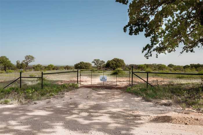 photo 1: 66 County Rd 510, Goldthwaite TX 76844