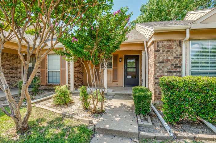 photo 1: 2500 E Park Boulevard, Plano TX 75074