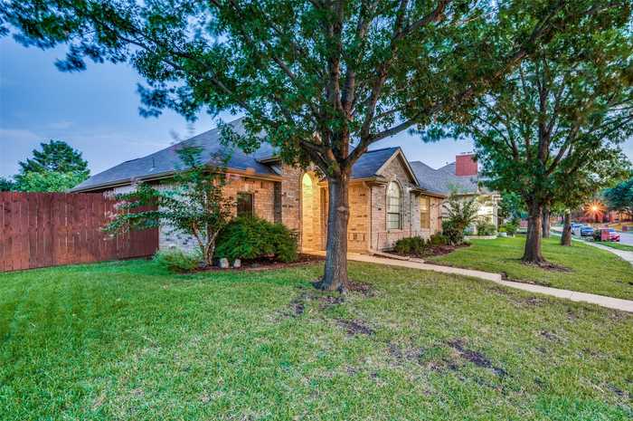 photo 2: 3652 Stockton Drive, Carrollton TX 75010