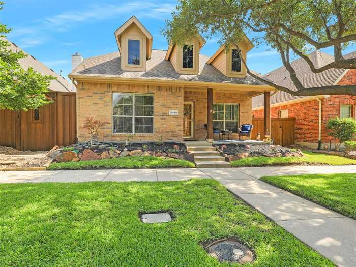 photo 2: 10199 Boyton Canyon Road, Frisco TX 75035