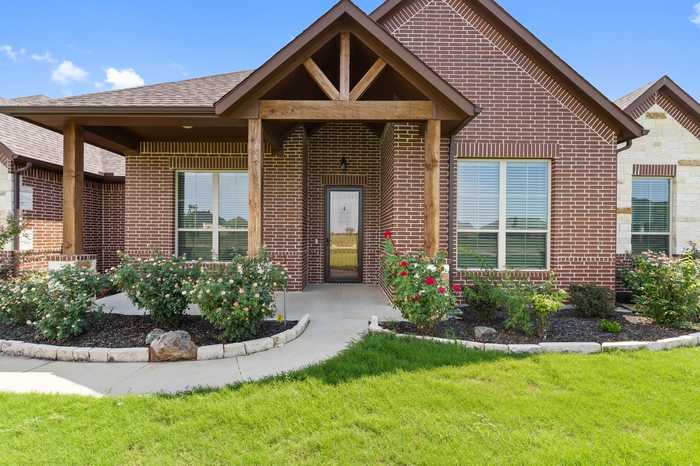 photo 1: 1110 Shadow Lakes Drive, Wills Point TX 75169