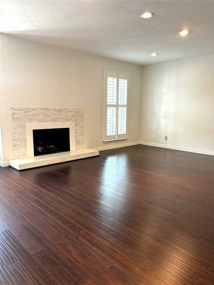 photo 2: 15925 Preston Road Unit 1004, Dallas TX 75248