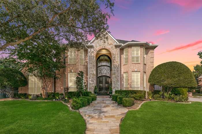 photo 2: 7300 Swanson Drive, Plano TX 75025