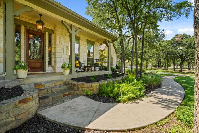 photo 2: 1509 Lakeview Boulevard, Denton TX 76208