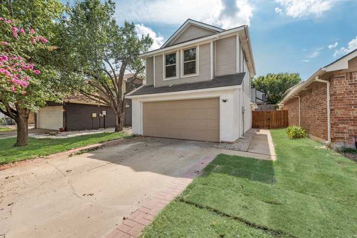 photo 1: 926 Ramblewood Drive, Lewisville TX 75067