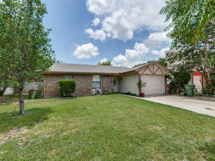 photo 2: 1310 Ontario Drive, Garland TX 75040