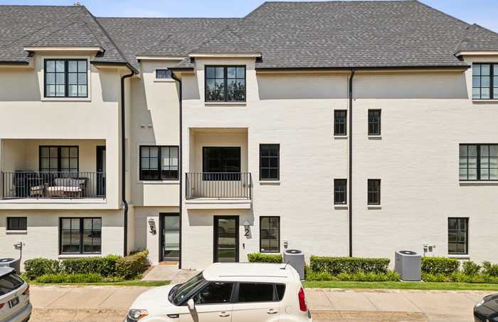 photo 2: 3437 Milton Avenue Unit 102, University Park TX 75205