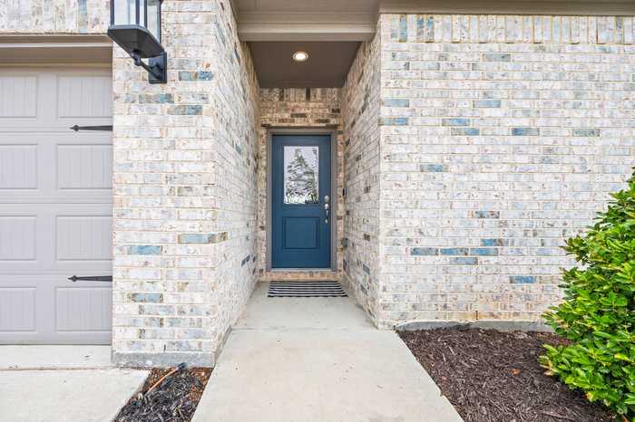 photo 2: 1334 Highpoint Circle, Grand Prairie TX 75052