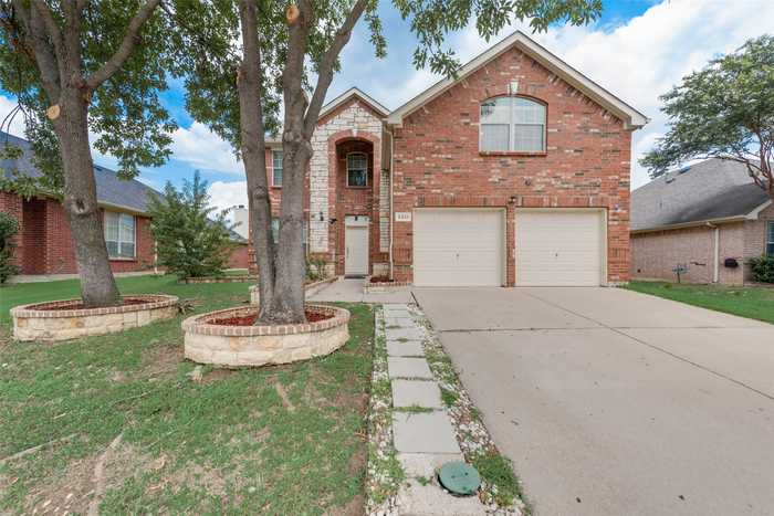 photo 1: 5312 Lake Garden Drive, Grand Prairie TX 75052