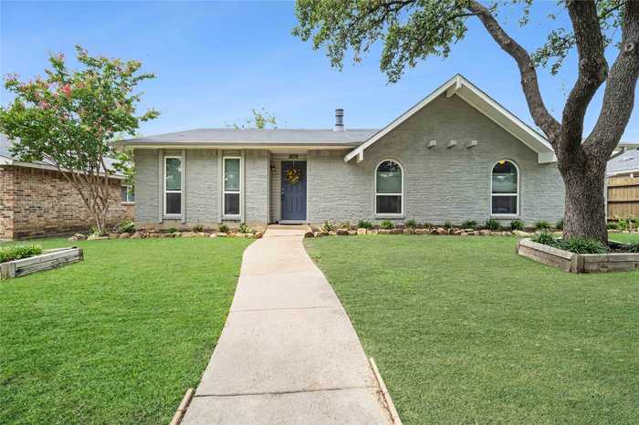 photo 1: 2019 Haymeadow, Carrollton TX 75007