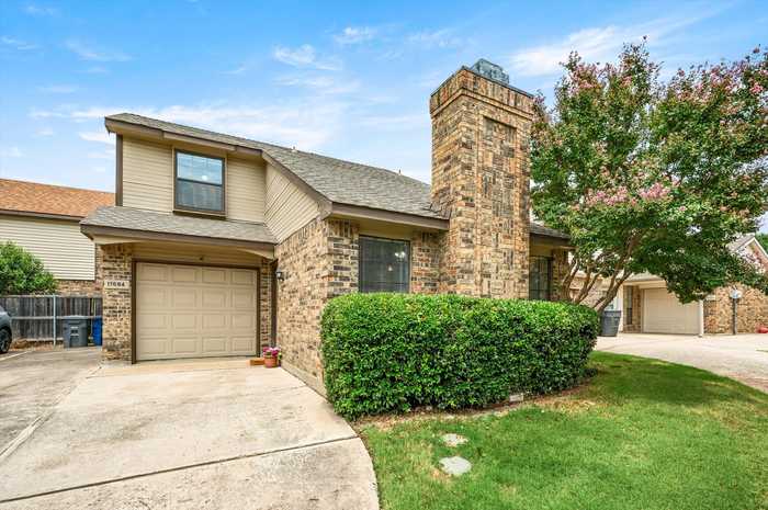 photo 1: 17684 Kelly Boulevard, Dallas TX 75287