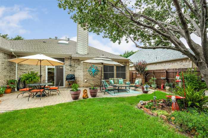 photo 2: 817 Royal Crest Court, McKinney TX 75072