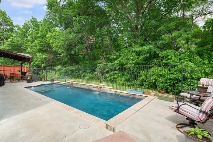 photo 2: 3800 Bluff Creek Lane, McKinney TX 75071