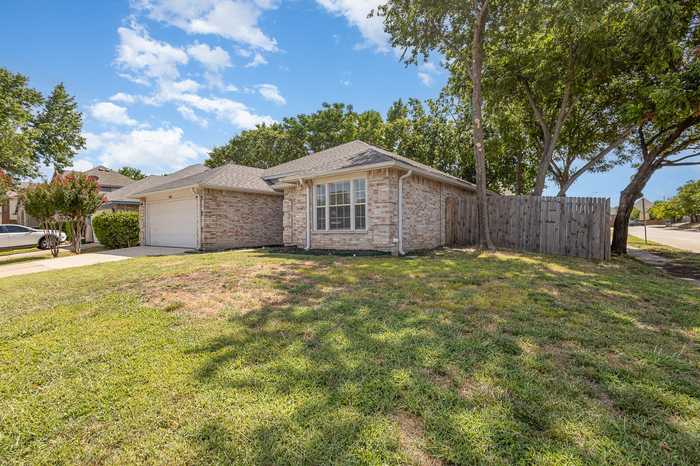 photo 2: 3401 Galaway Bay Drive, Grand Prairie TX 75052