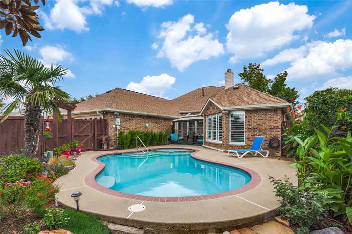 photo 1: 4714 Highlands Drive, McKinney TX 75070