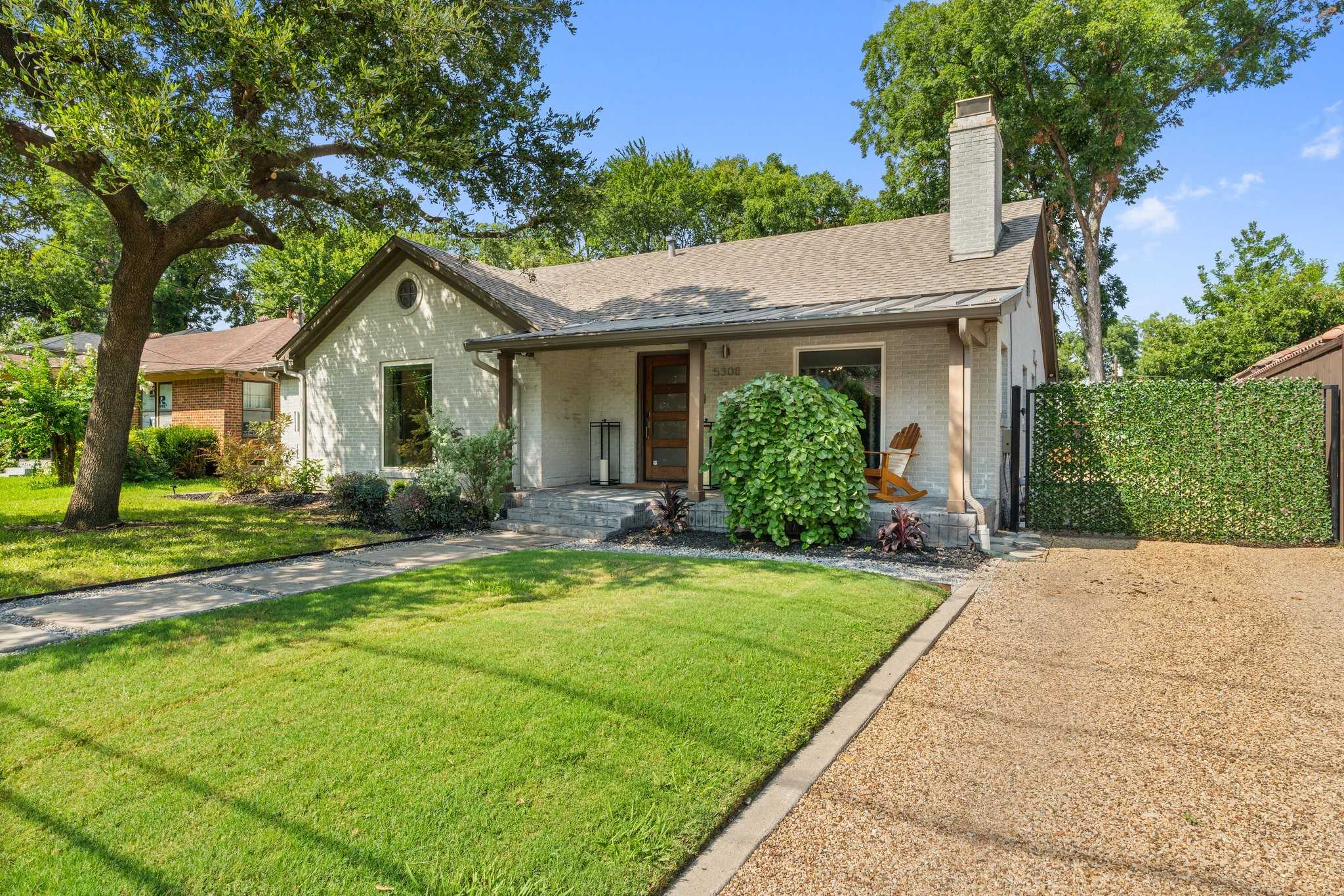 photo 2: 5308 Parkland Avenue, Dallas TX 75235