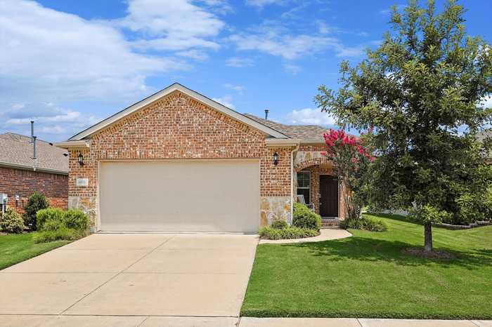 photo 2: 8878 Shore Crest Road, Frisco TX 75036