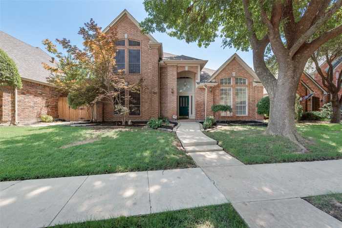 photo 1: 1708 Pantigo Drive, Plano TX 75075