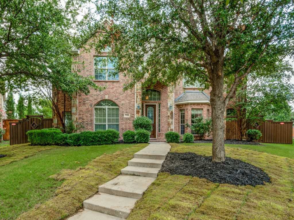 photo 2: 7594 Hidden Cove Lane, Frisco TX 75034