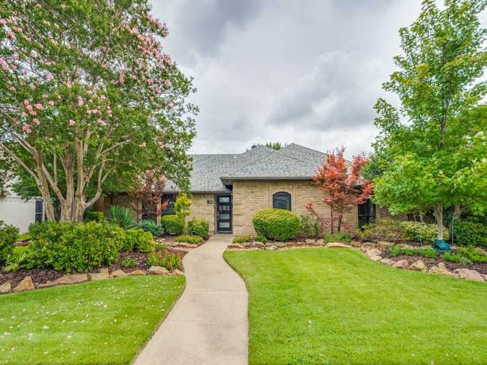 photo 1: 2313 Bunker Hill Circle, Plano TX 75075