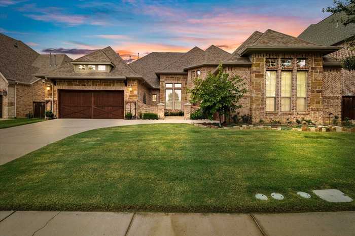 photo 1: 6664 Eden Valley Drive, Frisco TX 75036