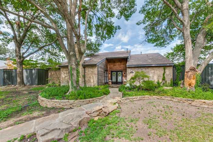 photo 1: 6406 Shortland Drive, Dallas TX 75248