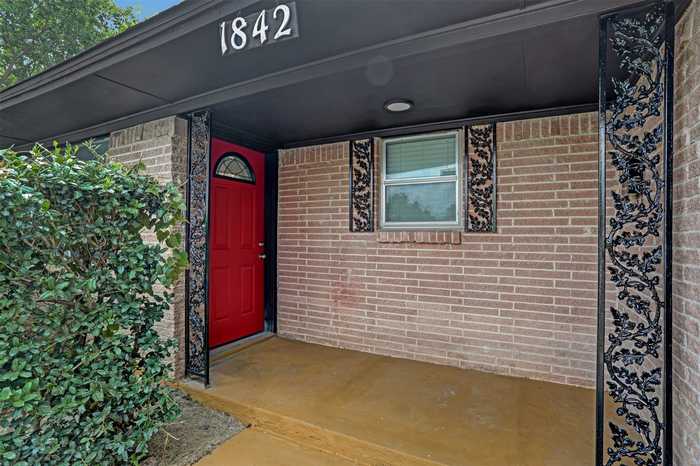 photo 2: 1842 Hood Street, Carrollton TX 75006