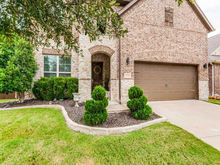 photo 2: 1528 Alberbrook Place, Garland TX 75040