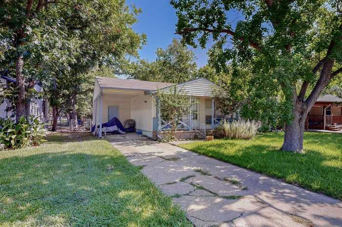 photo 2: 2817 Andrea Lane, Dallas TX 75228