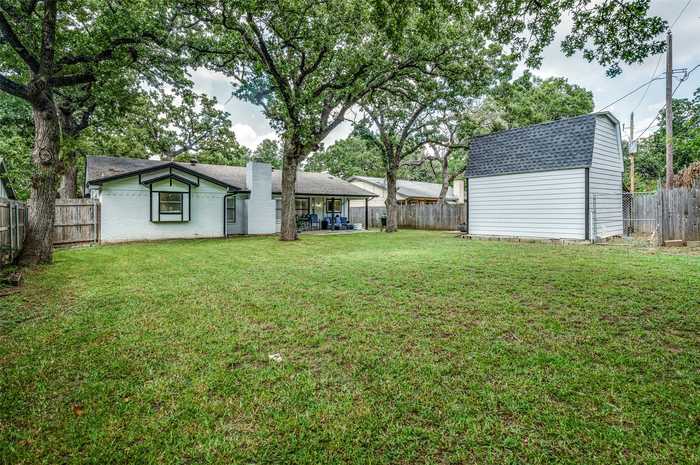 photo 25: 3920 Pyracantha Drive, Arlington TX 76017