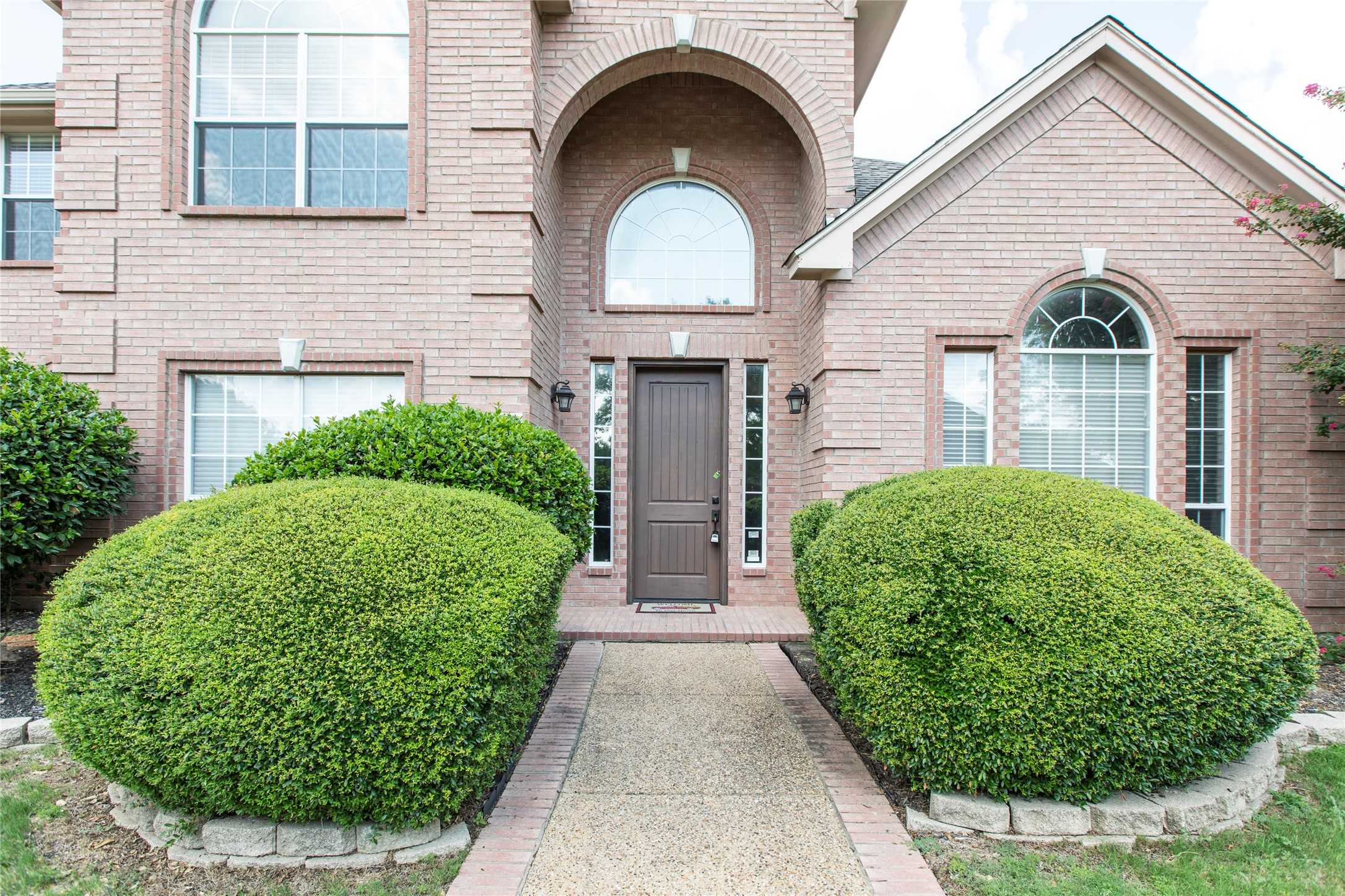 photo 3: 7720 Brushfield Drive, Plano TX 75025