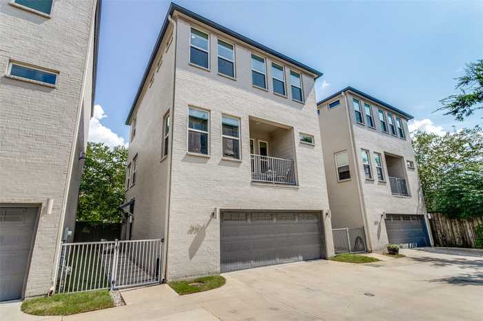 photo 15: 6025 Chimera Court, Dallas TX 75206