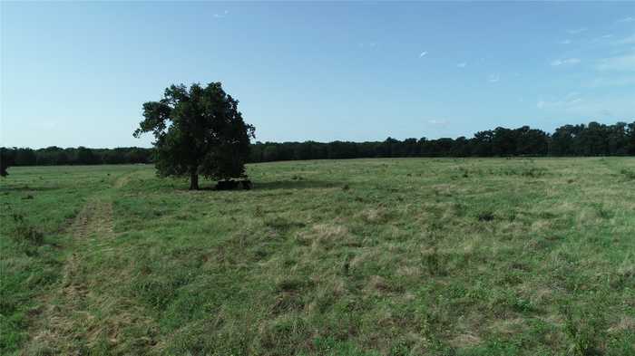 photo 2: T2-TBD CR 4210, Kerens TX 75144