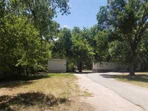 photo 3: 305 W Sherman Street, Chico TX 76431