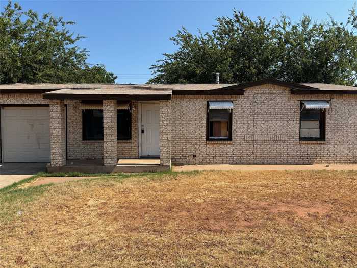 photo 1: 5274 Questa Drive, Abilene TX 79605