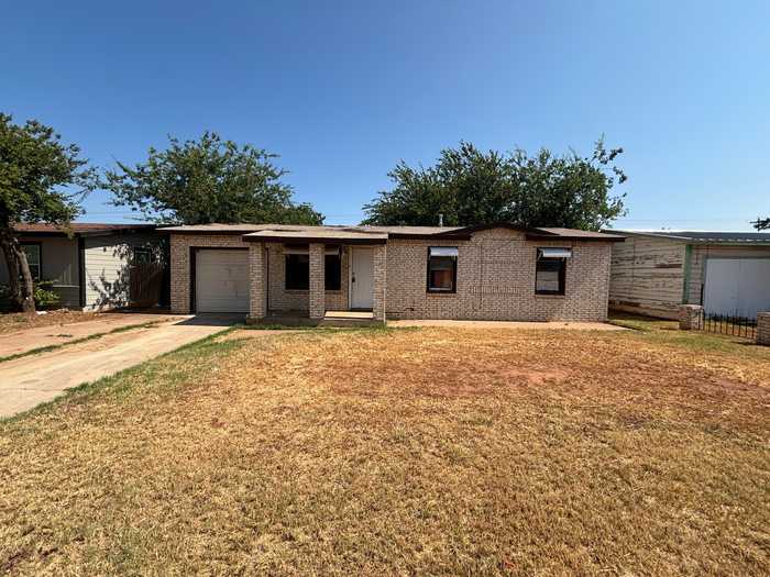 photo 2: 5274 Questa Drive, Abilene TX 79605