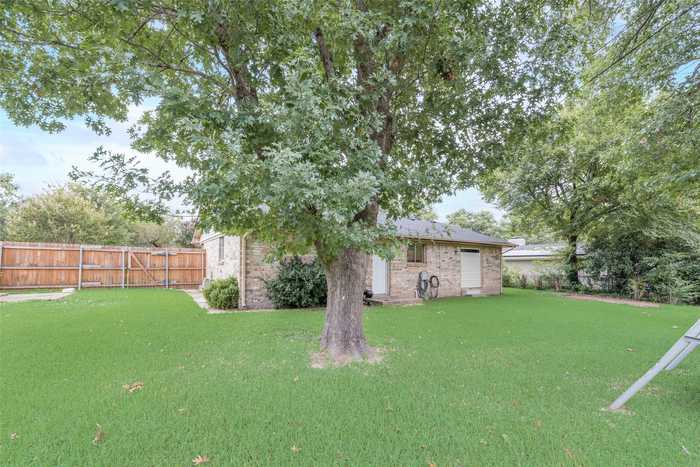 photo 37: 620 Loma Alta Street, Ennis TX 75119