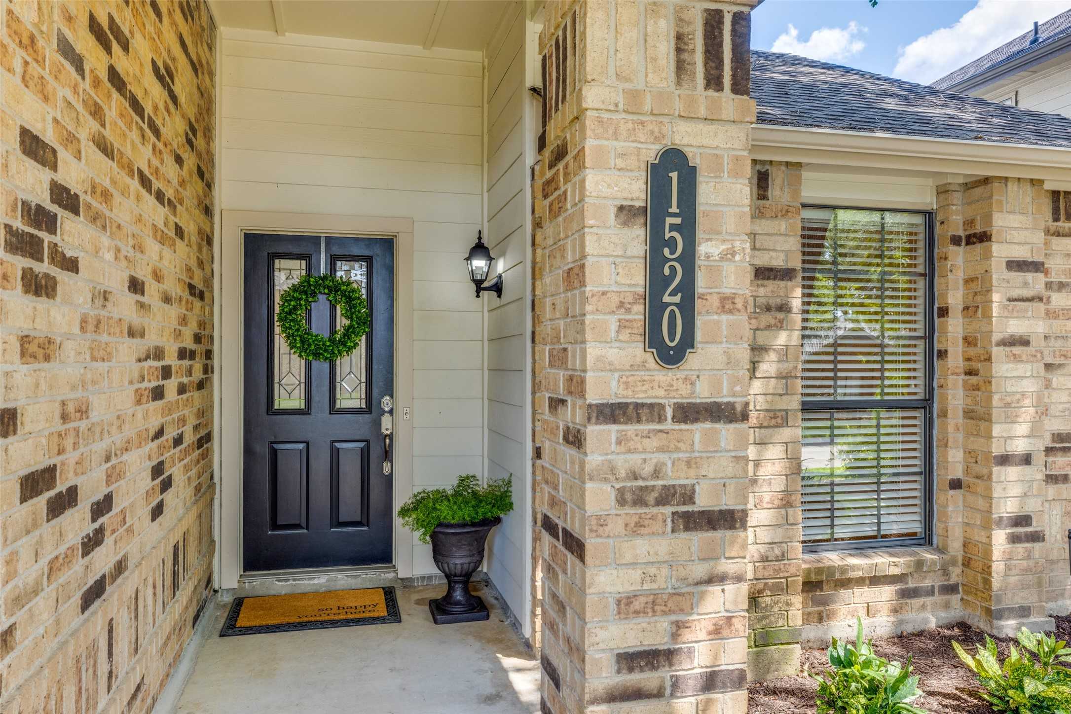 photo 2: 1520 Livingston Drive, Plano TX 75093