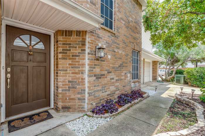 photo 1: 9404 Penny Lane, Irving TX 75063