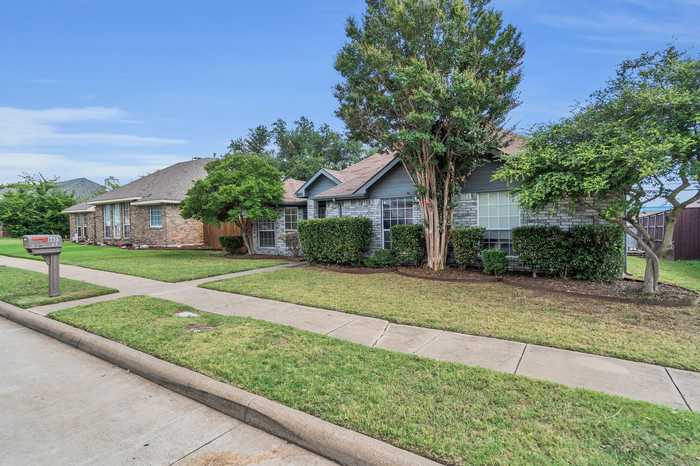 photo 2: 8601 Malibu Street, Frisco TX 75033