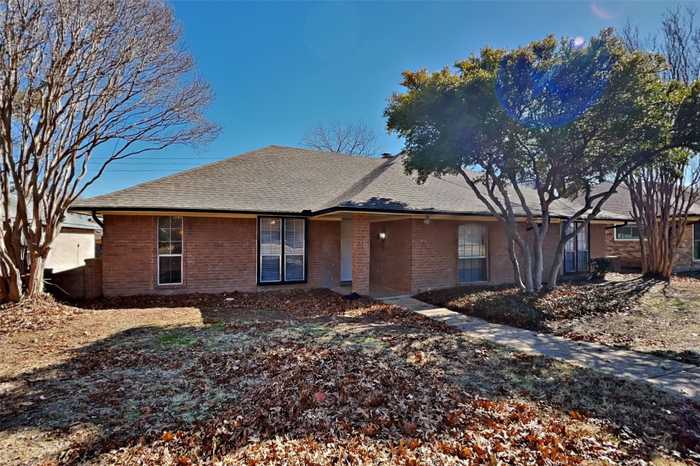 photo 1: 2112 Hondo Drive, Plano TX 75074