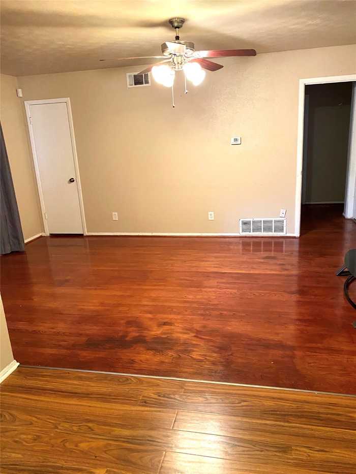 photo 2: 1170 Oxbow Lane, Dallas TX 75241